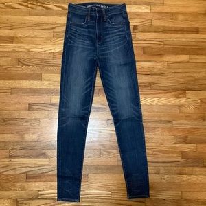 American Eagle Super High Rise Jegging